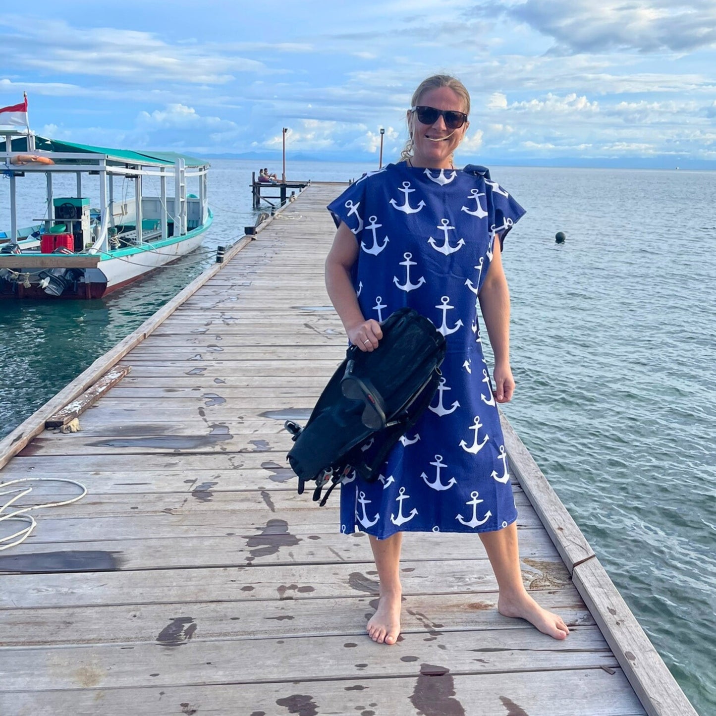 Anker auf Marineblau