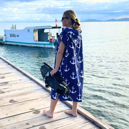 Anker auf Marineblau