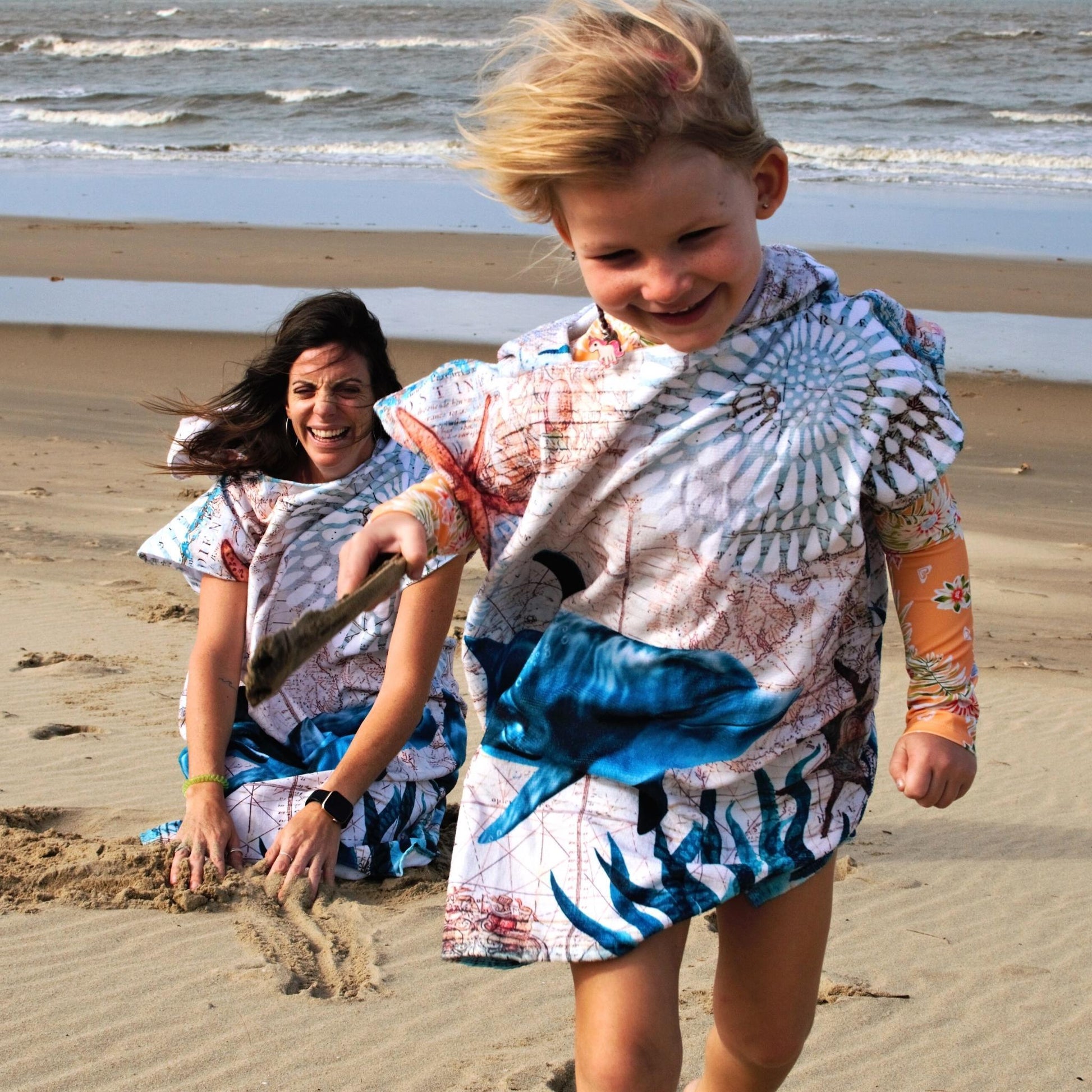 Kids Poncho Towel - Dolphin - Dropbear Outdoors